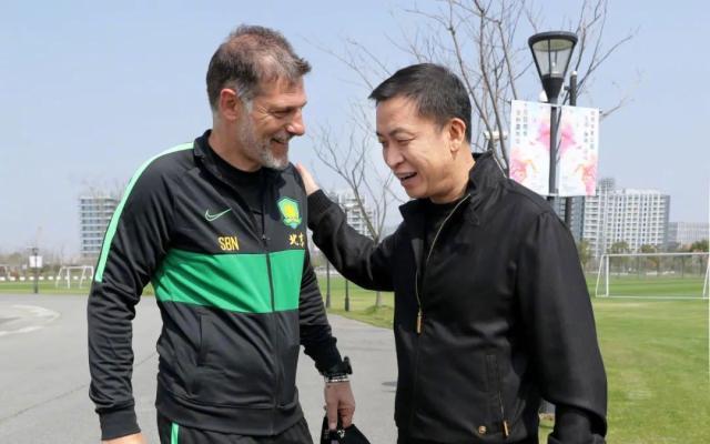 开云登录入口地址-周金辉探班国安：继续保持稳定发展 目标仍是冠军